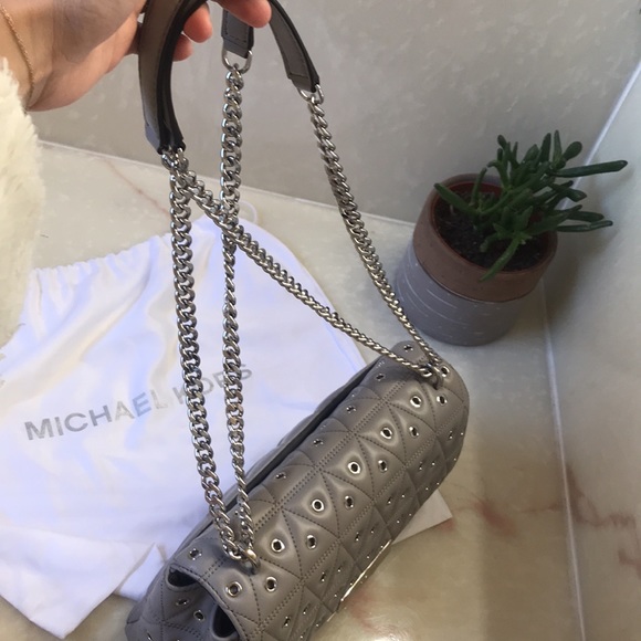 ‼️SALE Like NEW Michael Kors crossbody/shoulder chain bag - Picture 3 of 15